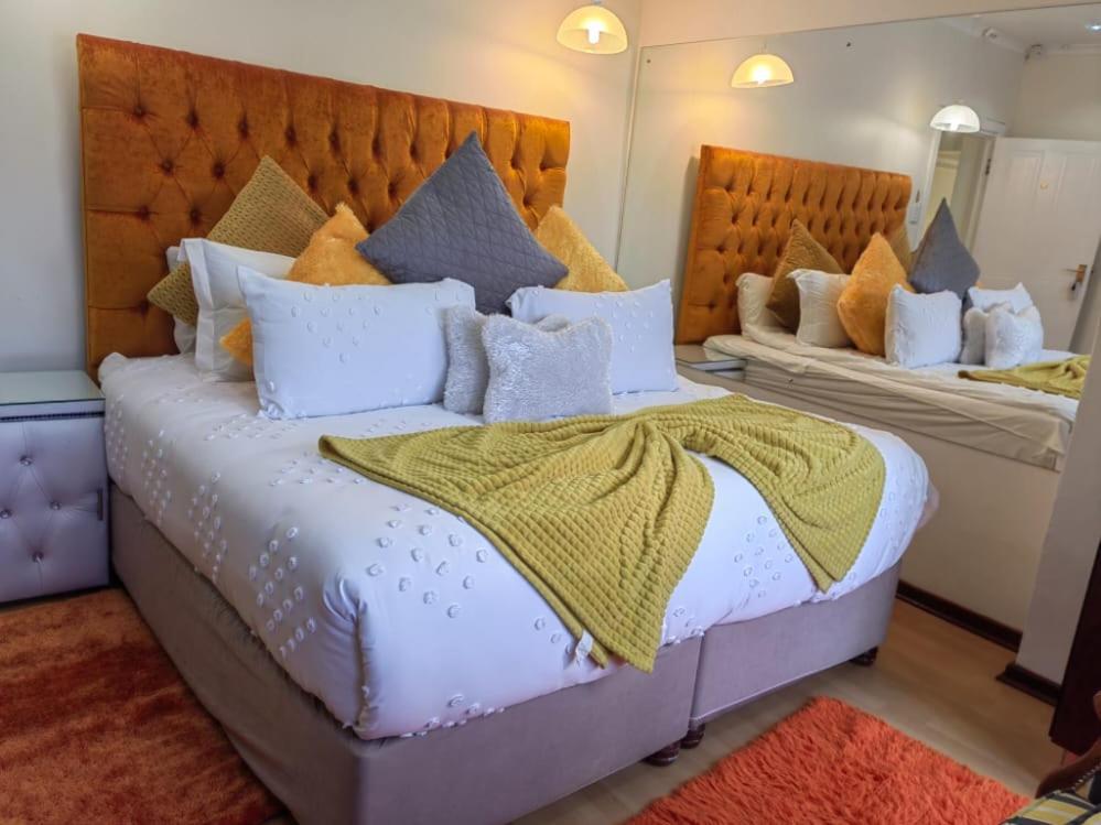 Obaa Sima Guest House Mthatha Bagian luar foto