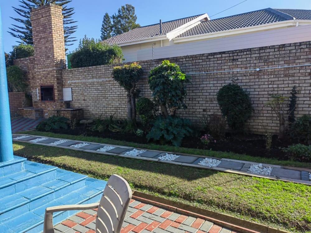 Obaa Sima Guest House Mthatha Bagian luar foto