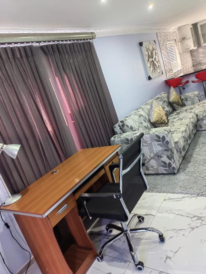 Obaa Sima Guest House Mthatha Bagian luar foto