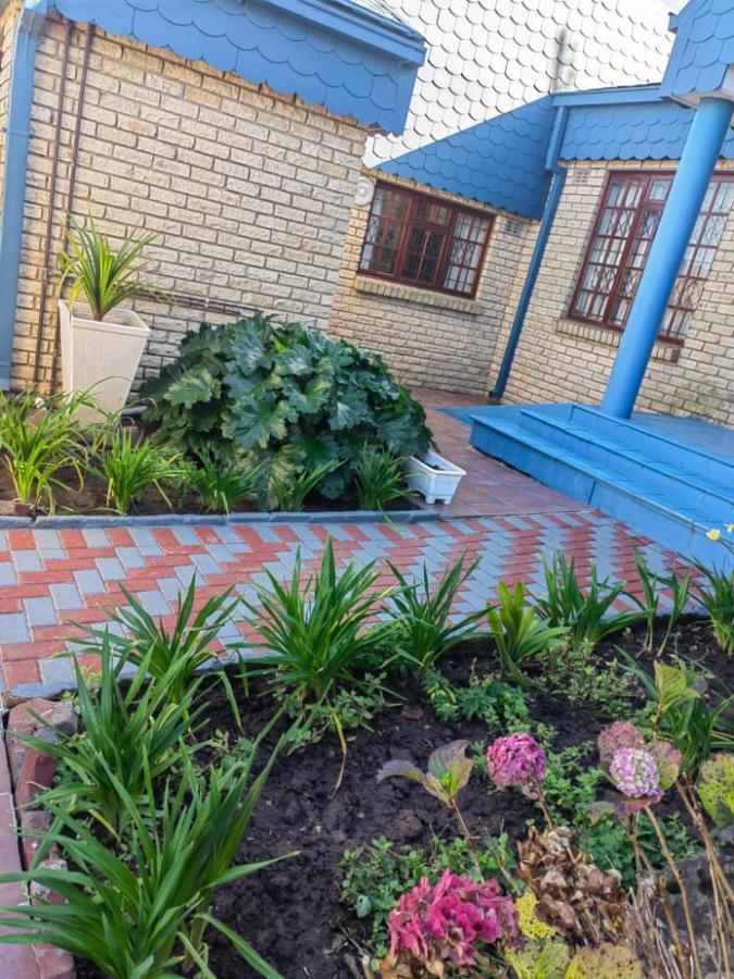 Obaa Sima Guest House Mthatha Bagian luar foto