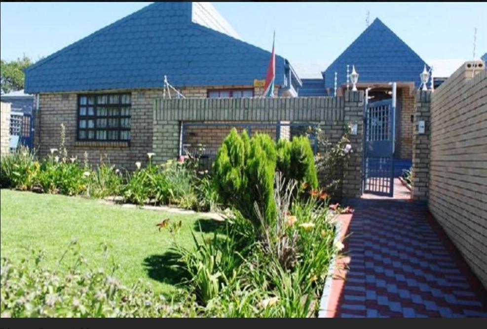 Obaa Sima Guest House Mthatha Bagian luar foto